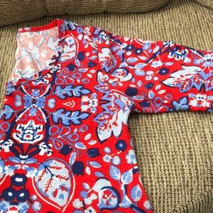 XS LulaRoe Perfect T